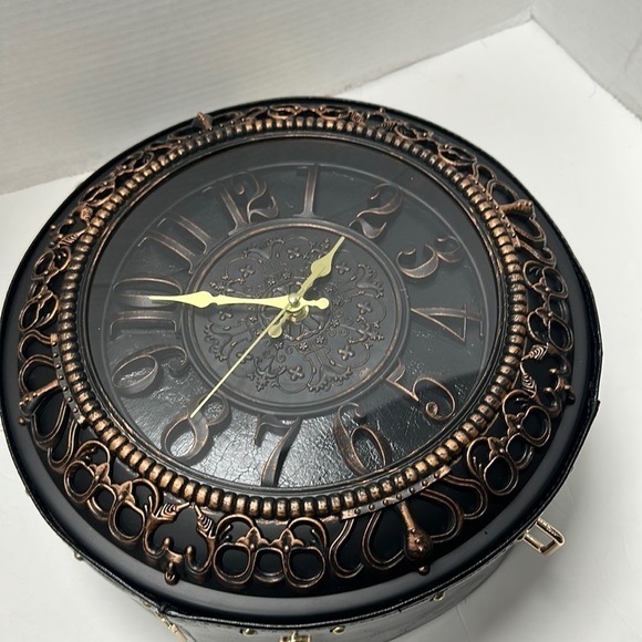 BLACK Real Working Clock Handbag NEW - Picture 3 of 12